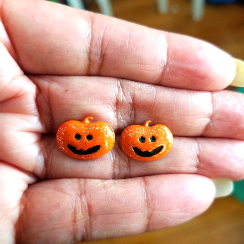 Sparkly Metal Pumpkin Stud Earrings